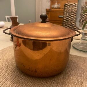 Vintage Copper Pot w/Lid